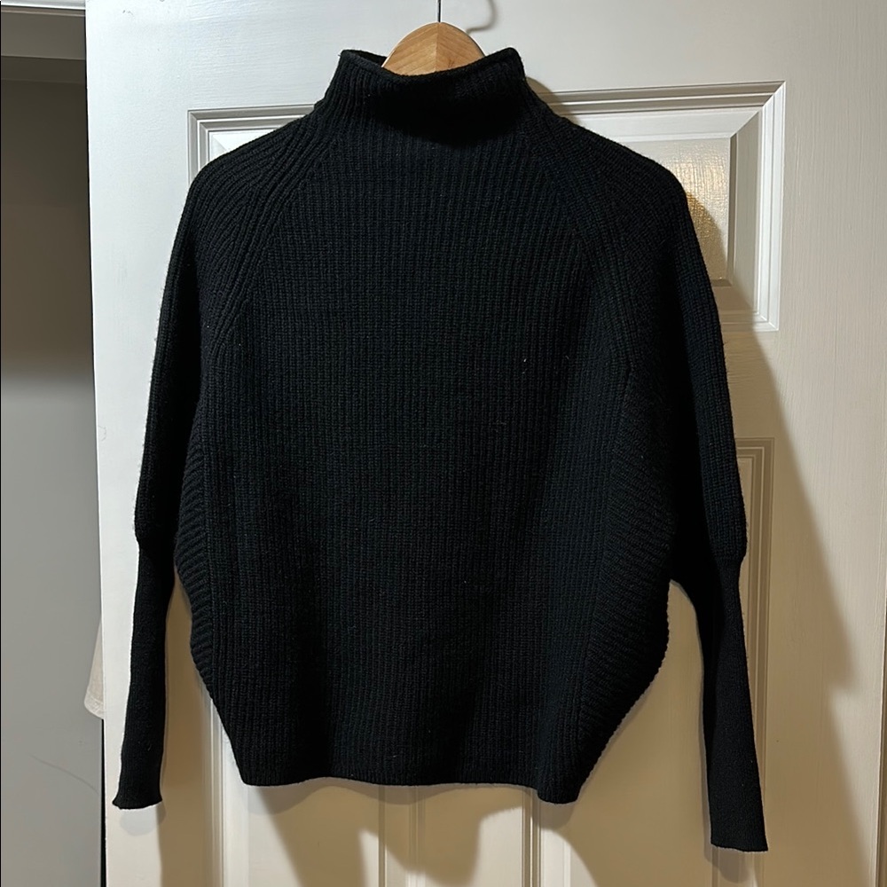 NWOT Emma Club Monaco Black Mockneck Cashmere Sweater | Size Small